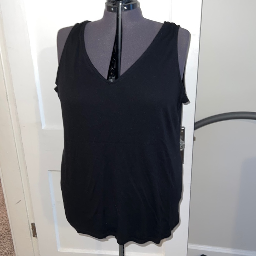 Lane Bryant Black Ribbed V-neck Tank Top Size 18/20